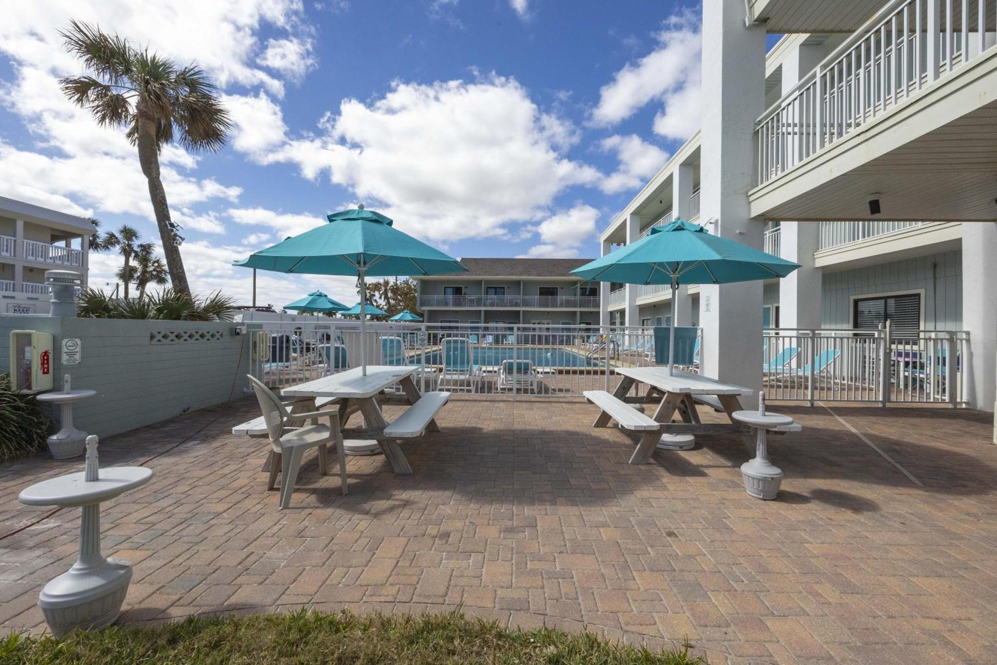 Coastal Waters 107 - A Studio Poolside Retreat New Smyrna Beach Dış mekan fotoğraf